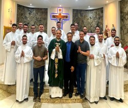 SEMINARISTAS REALIZAM SEMANA MISSIONÁRIA NA PARÓQUIA SAGRADA FAMÍLIA